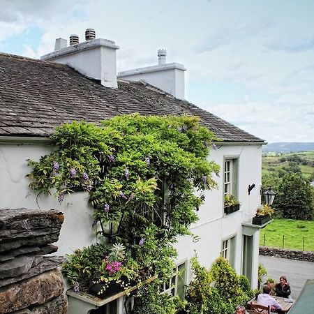 Mason'S Arms Hotel Bowland Bridge Exterior photo