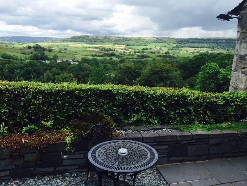 Mason'S Arms Hotel Bowland Bridge Exterior photo
